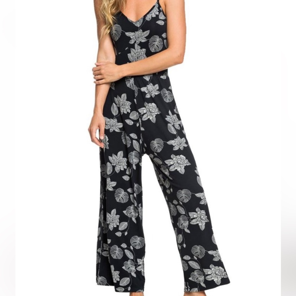 Roxy summer jumpsuit NWT